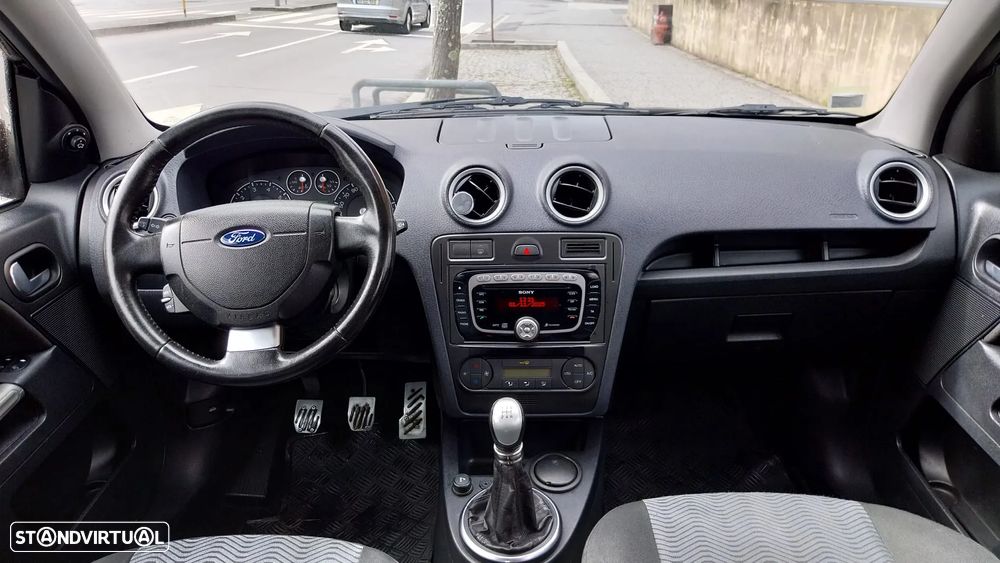 Ford Fusion 1.25 X-Trend - 15