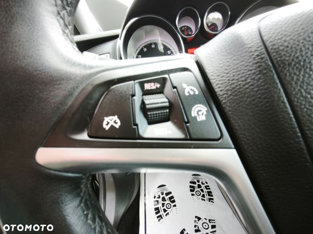 Opel Astra - 11