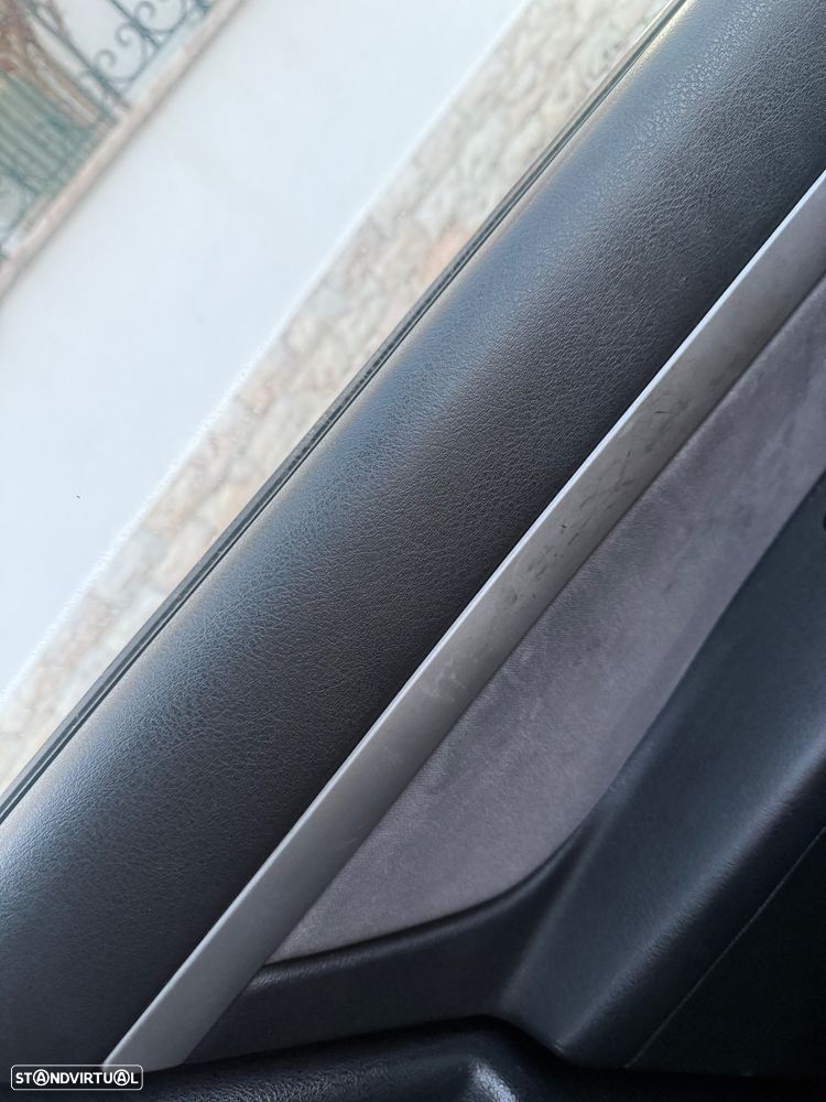 Peugeot 407 SW 2.0 HDi Executive - 15