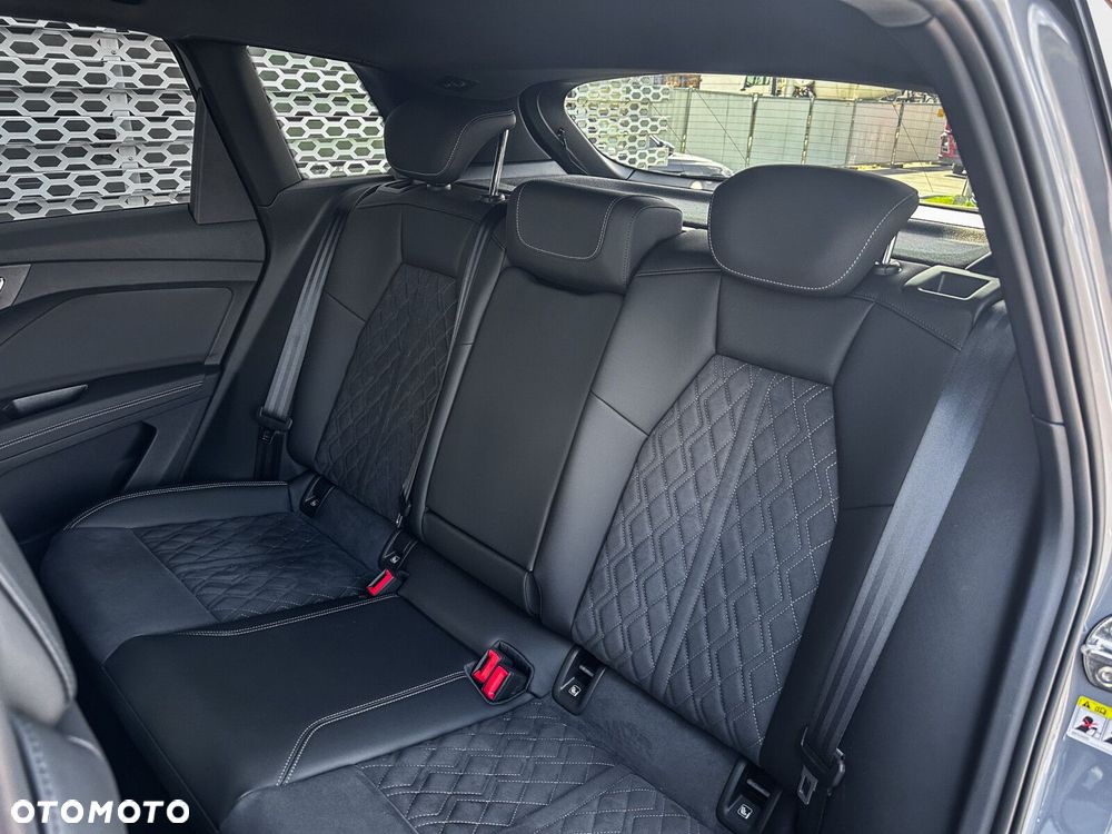 Audi Q4 e-tron 45 82kWh - 35