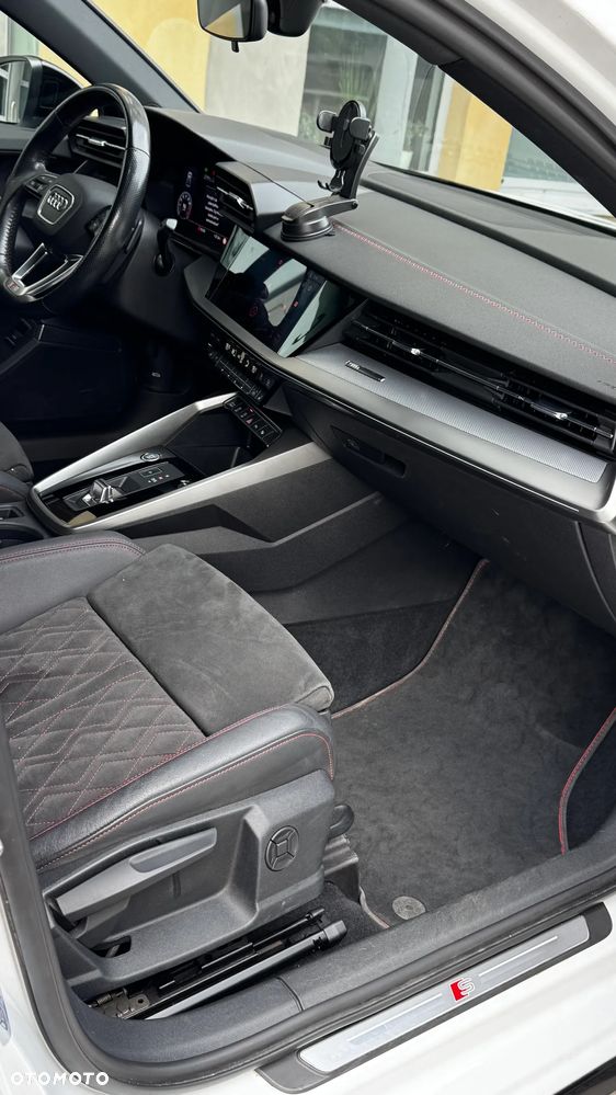 Audi A3 Limousine 35 TFSI S tronic S line - 13