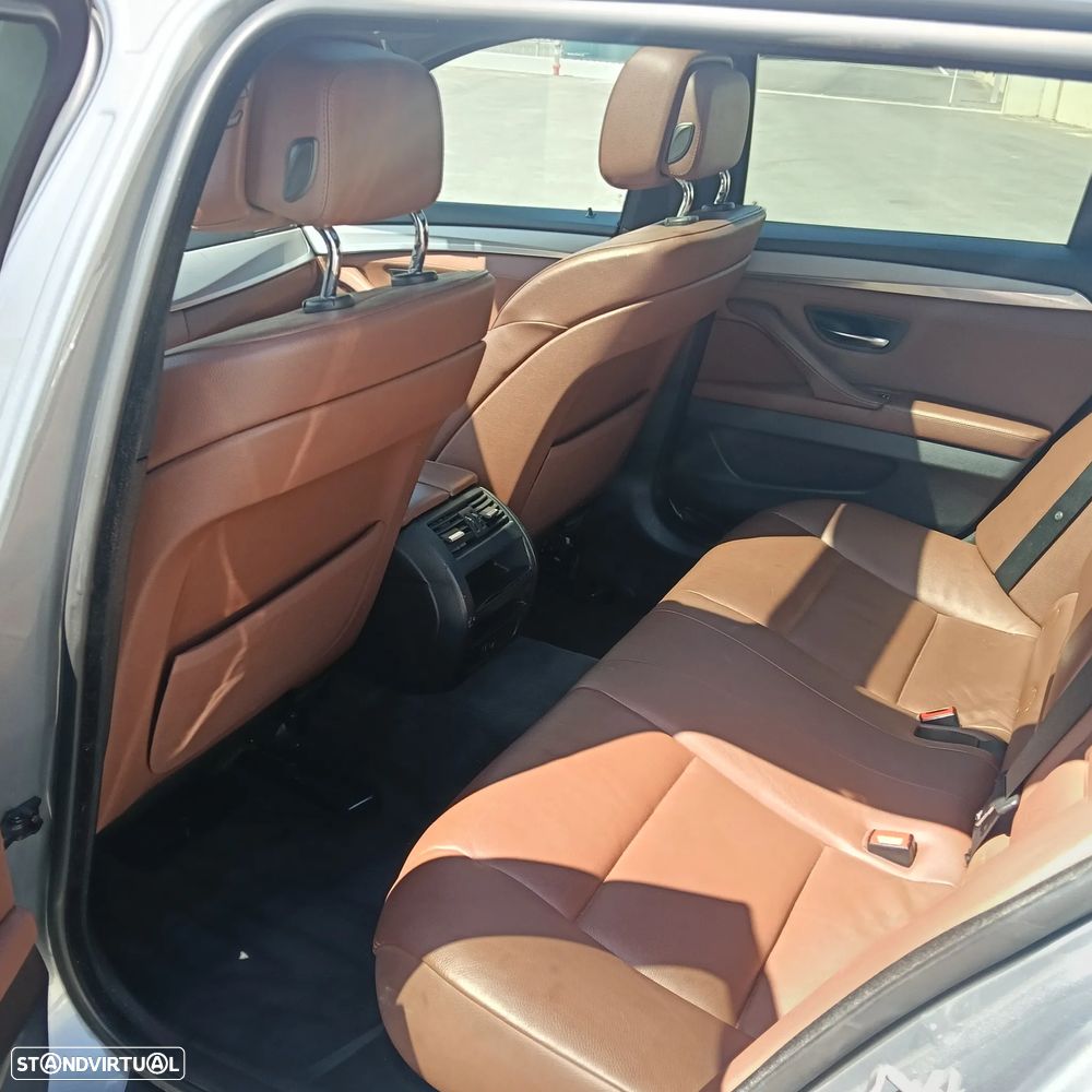 BMW 520 d Pack M - 36