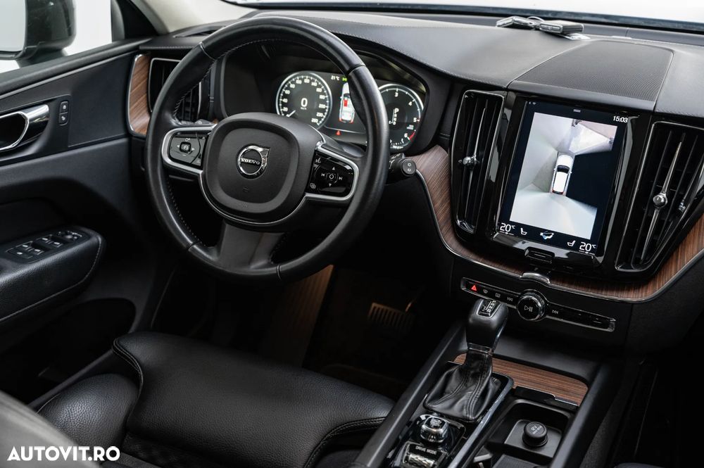 VOLVO XC60 2019 — imagine 16