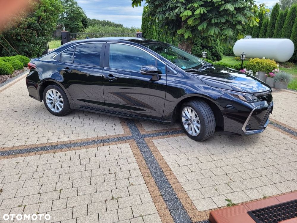 Toyota Corolla - 1