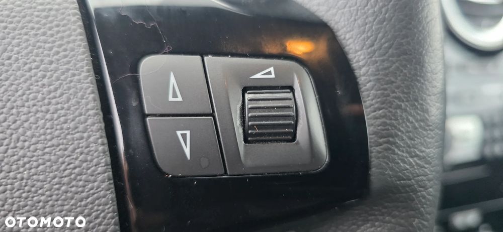 Opel Corsa 1.2 16V Energy - 21