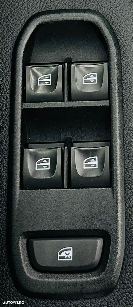 Dacia Duster 1.5 Blue dCi Prestige - 11