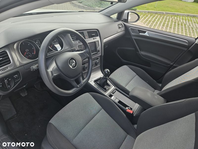 Volkswagen Golf Variant - 16