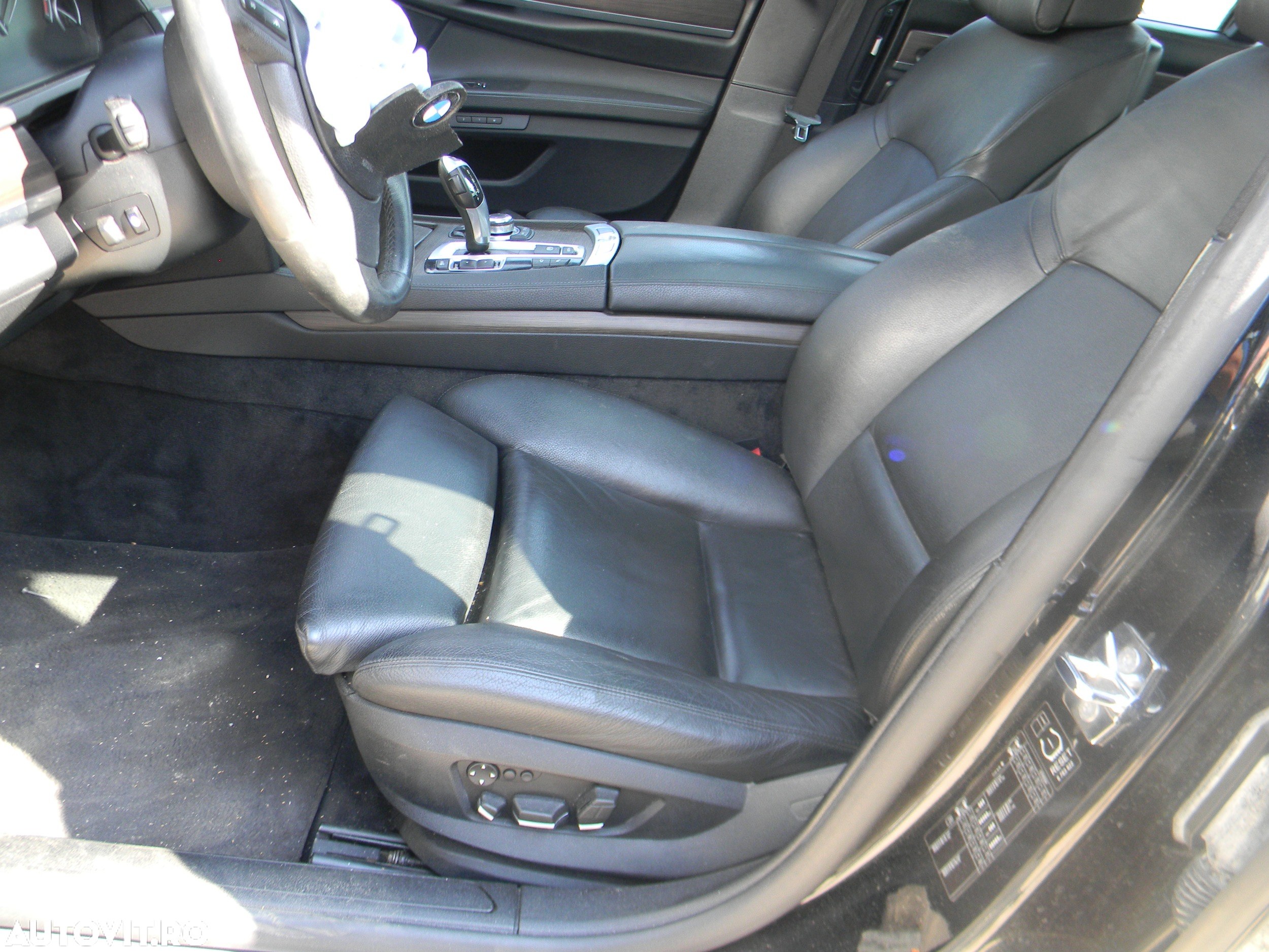 Dezmembrari  BMW 7 (F01, F02, F03, F04)  2008  > 2015 750 i Benzina - 17