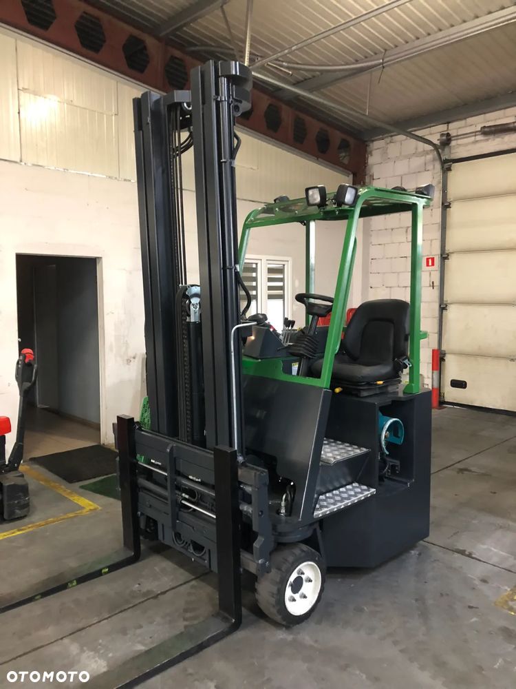 Combilift [2012] WÓZEK 4-kierunkowy COMBILIFT C2500CB gaz 2,5t - 12