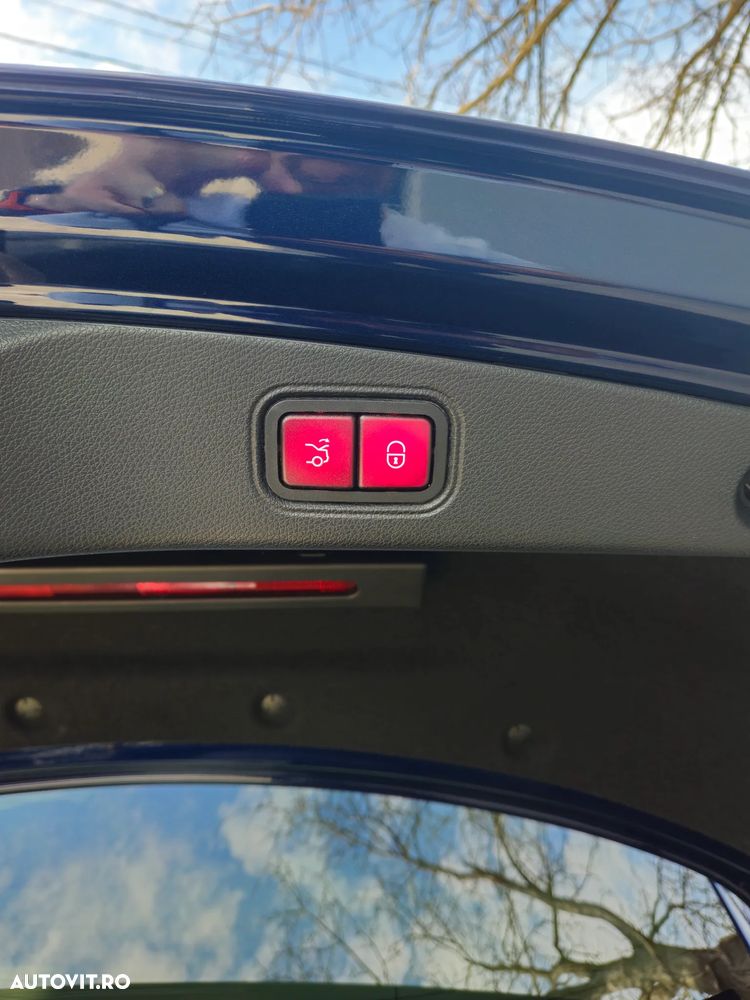 Mercedes-Benz E 220 d 4Matic 9G-TRONIC AMG Line - 31