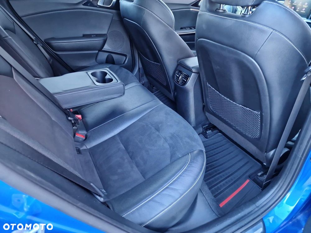 Kia Ceed 1.4 T-GDI GT-Line DCT - 16