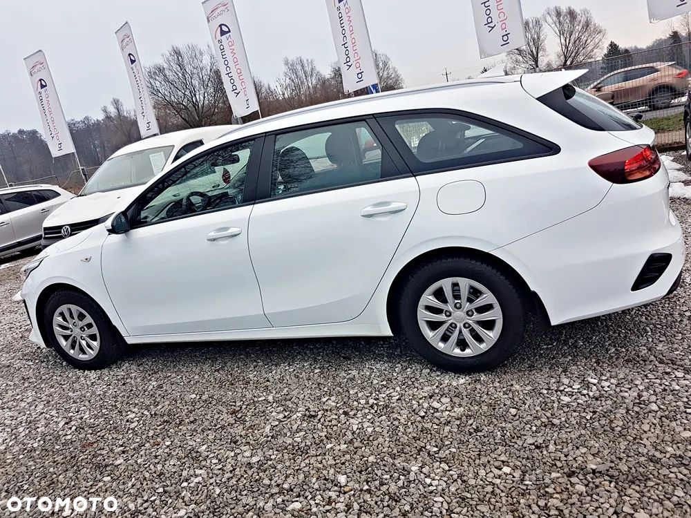 Kia Ceed 1.6 CRDi SCR M - 6
