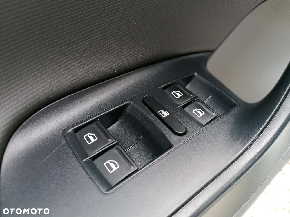 Seat Ibiza 1.4 16V Comfort Edition - 17