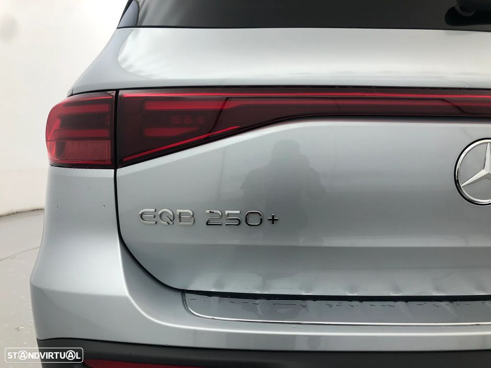 Mercedes-Benz EQB 250+ Edition - 31