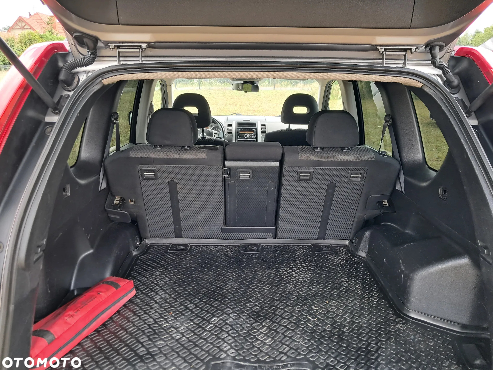 Nissan X-Trail 2.0 dCi XE - 13