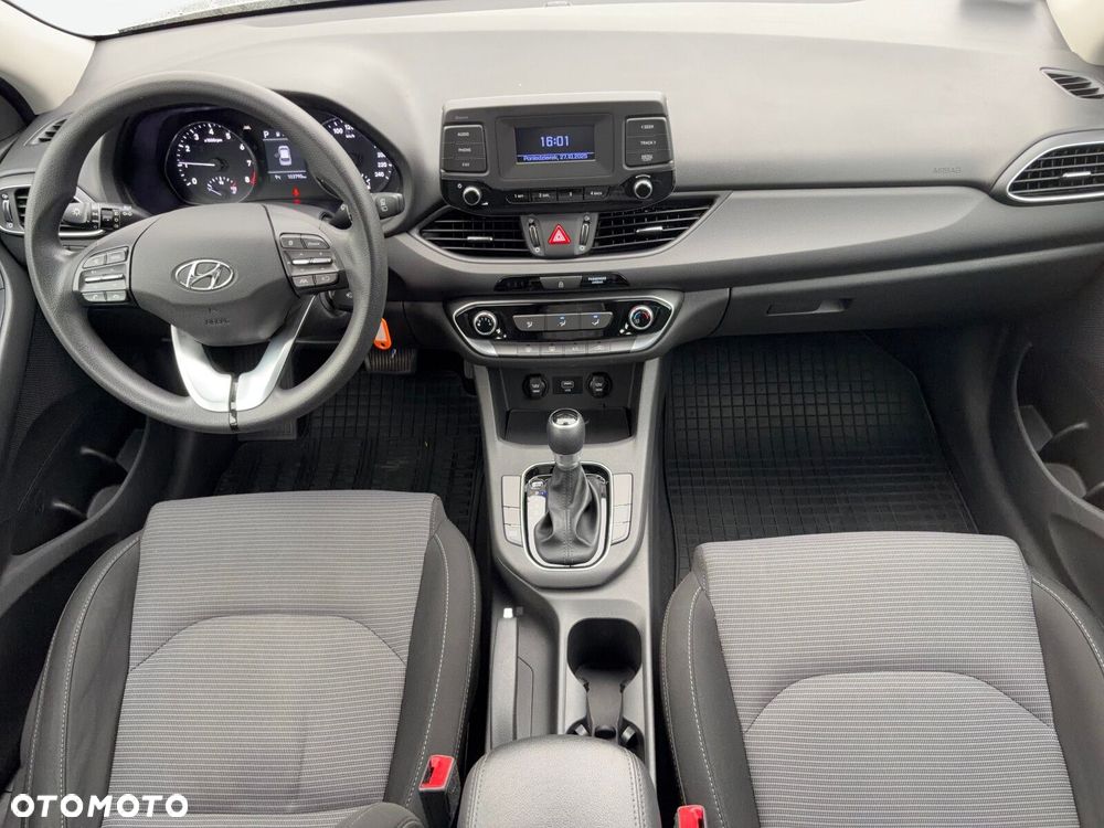 Hyundai i30 1.0 T-GDI Classic + DCT - 10