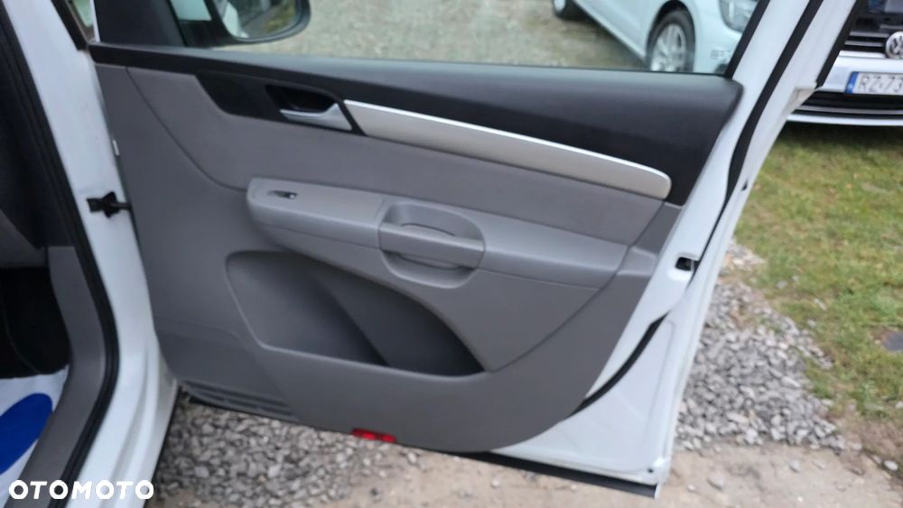 Seat Alhambra 2.0 TDI Ecomotive Reference - 19