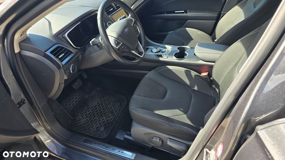 Ford Mondeo 2.0 EcoBlue Titanium - 11