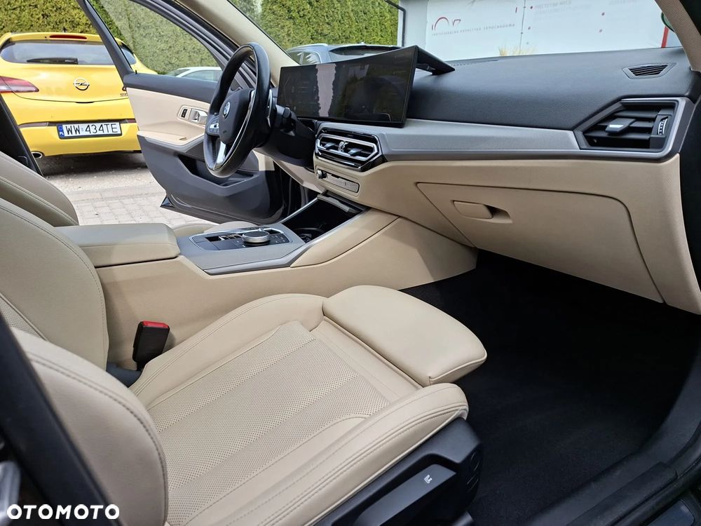 BMW Seria 3 320e PHEV xDrive - 7