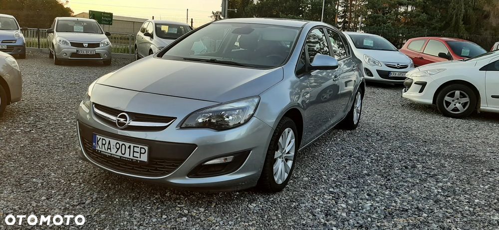 Opel Astra - 1
