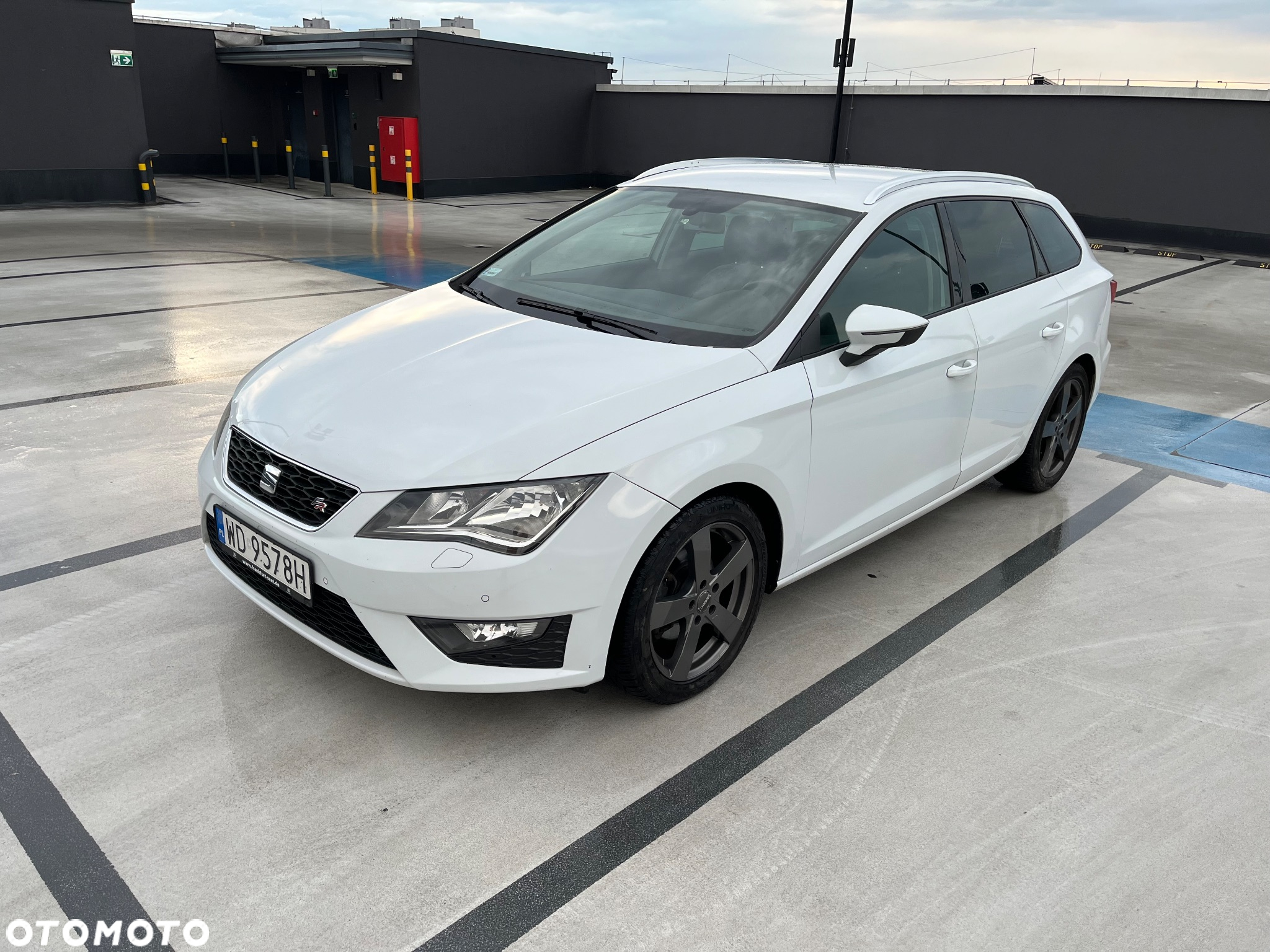 Seat Leon 2.0 TDI DPF DSG FR - 3