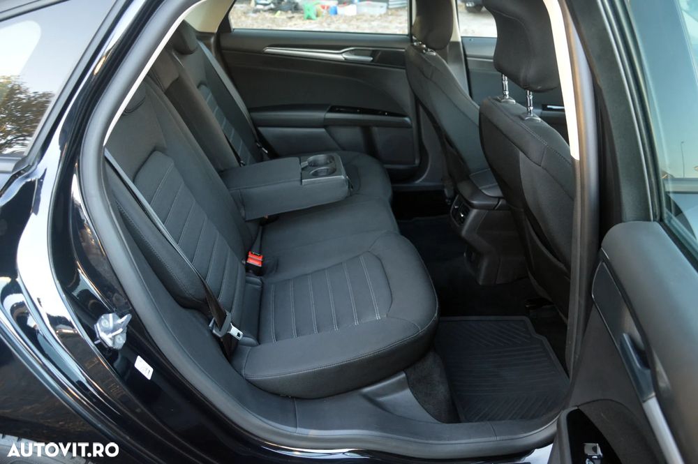 Ford Mondeo 2.0 TDCi Aut. Trend - 6