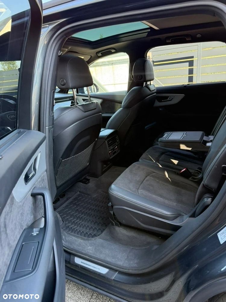 Audi Q7 - 15