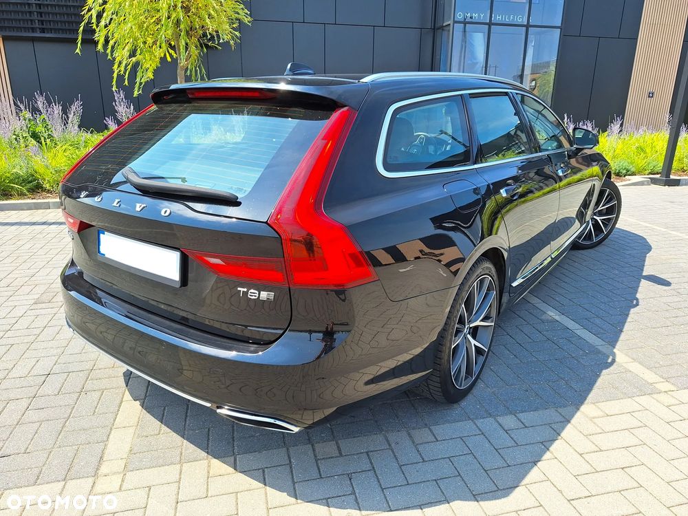 Volvo V90 T8 AWD Plug-In Hybrid Inscription - 9