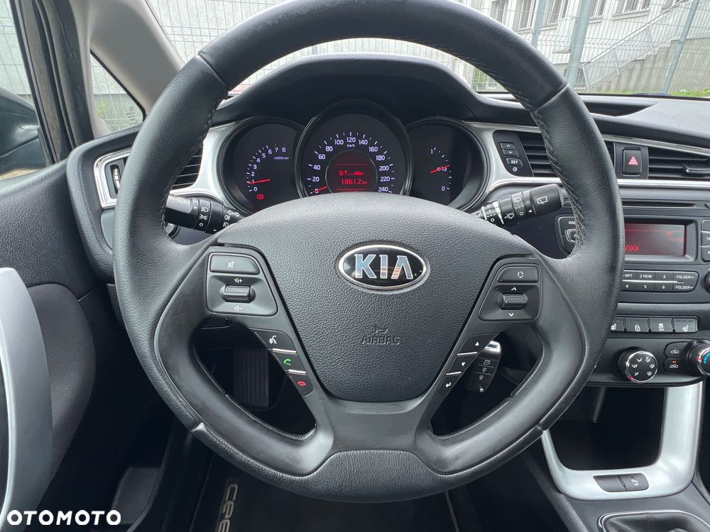 Kia Ceed 1.4 Vision - 25