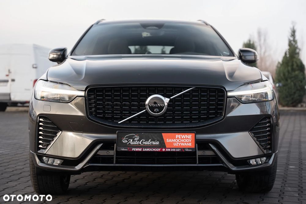 Volvo XC 60 B4 D AWD Ultimate Dark - 17