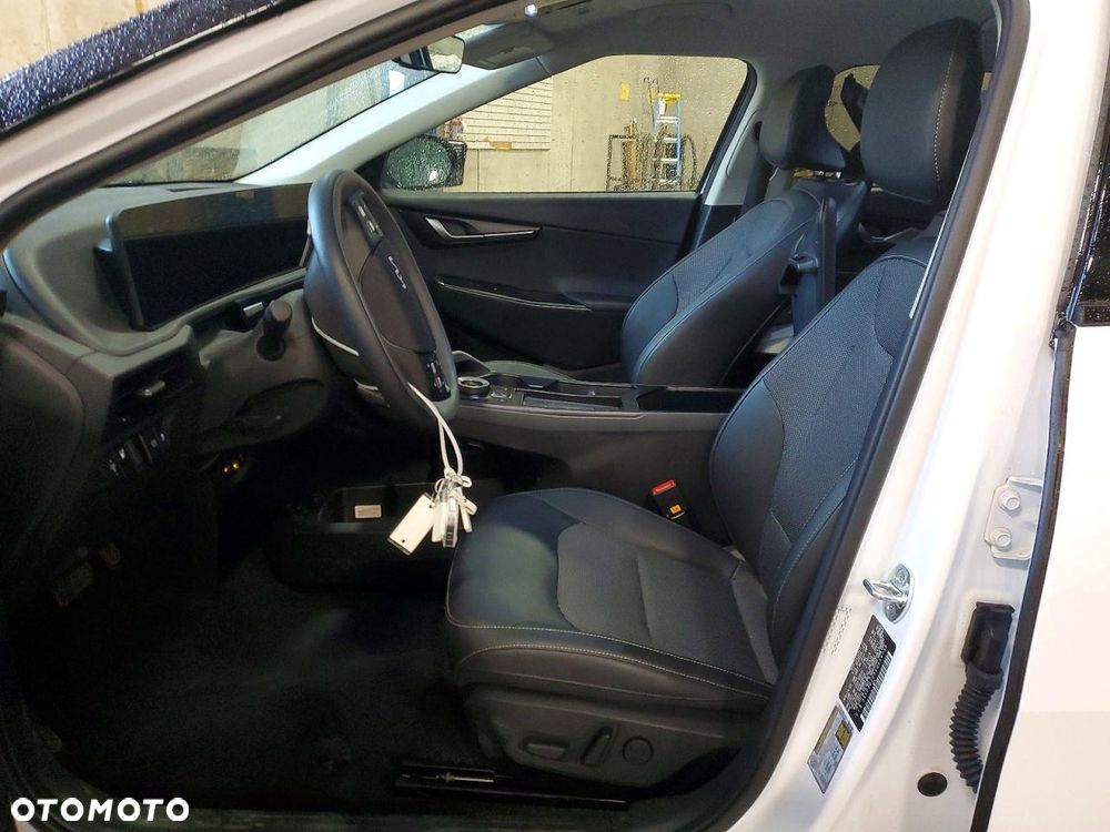 Kia EV6 - 8
