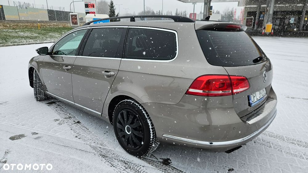 Volkswagen Passat 2.0 TDI DPF Comfortline DSG - 4