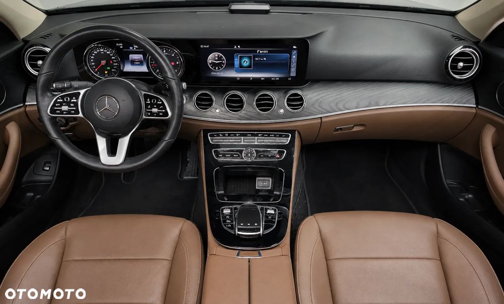 Mercedes-Benz Klasa E 220 d AMG/Avantgarde - 9