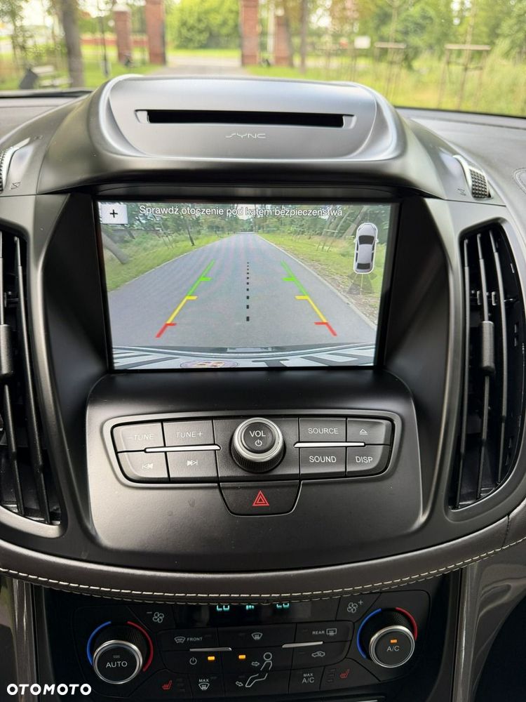 Ford Kuga - 40