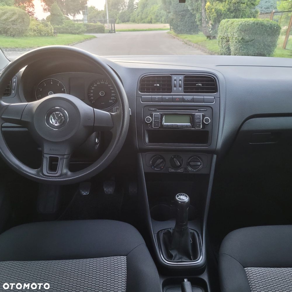 Volkswagen Polo - 11
