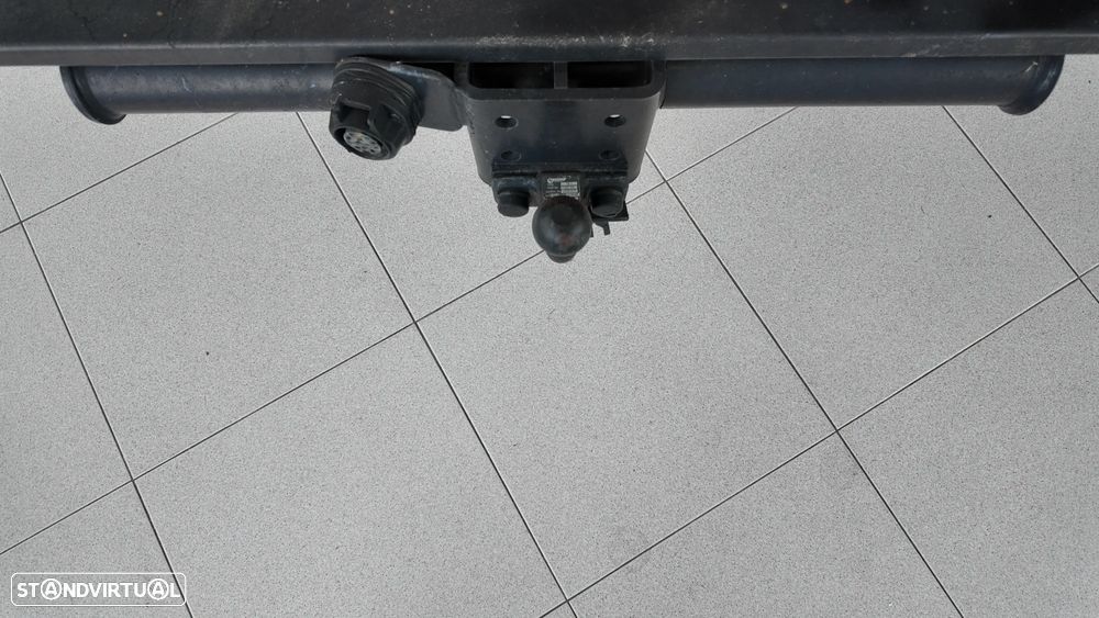 Ford Transit Caixa Aberta + Cab. Dupla - 27