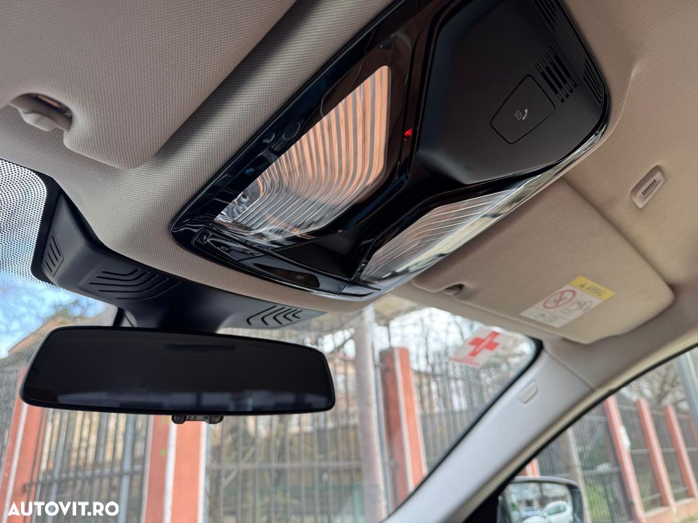 BMW Seria 5 520d xDrive AT - 4