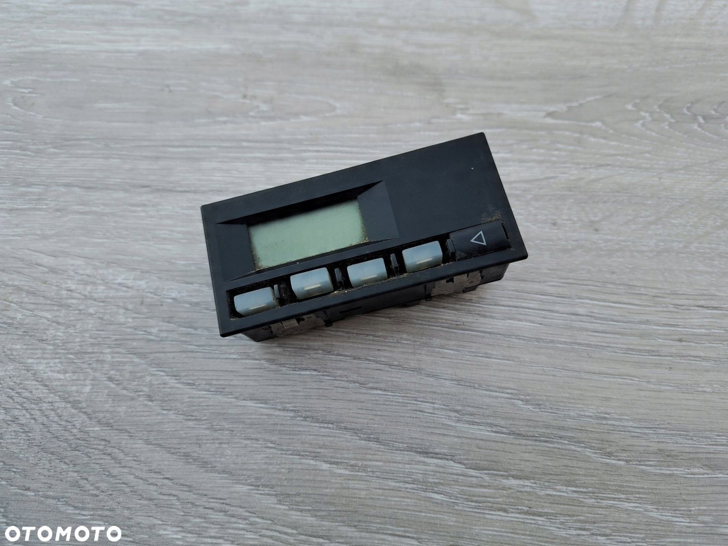 VW T4 WŁĄCZNIK PRZEŁĄCZNIK STEROWNIK WEBASTO 1J0963343 - 1