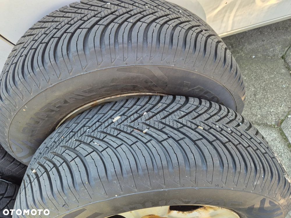 Suzuki Grand Vitara 2.4 De Luxe - 30