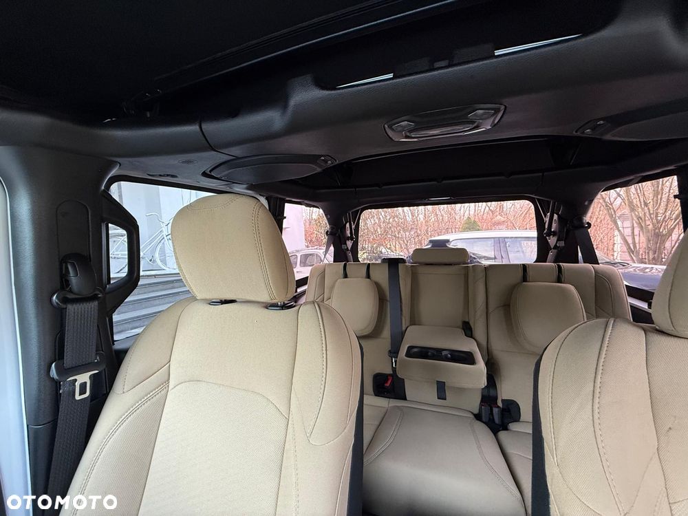 Jeep Wrangler - 18