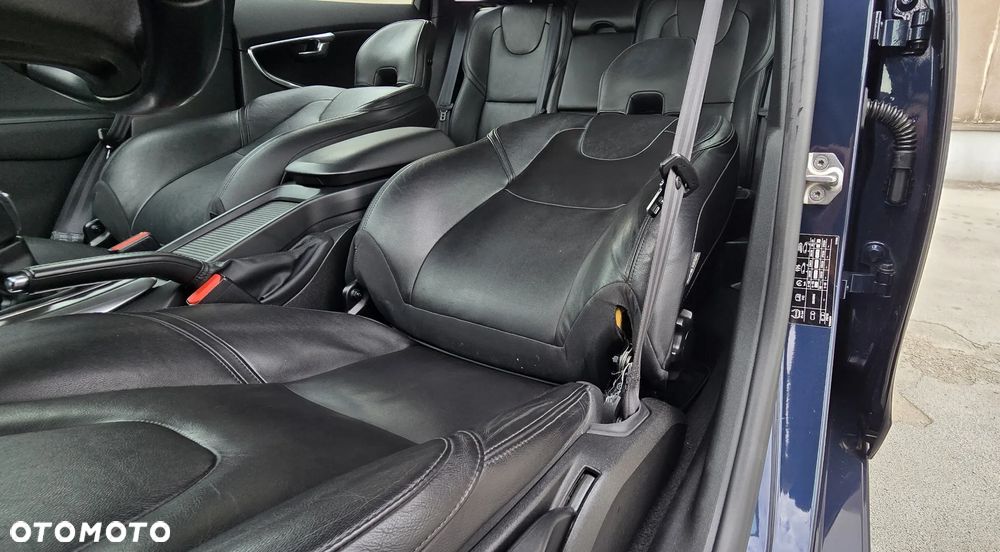 Volvo V40 - 21