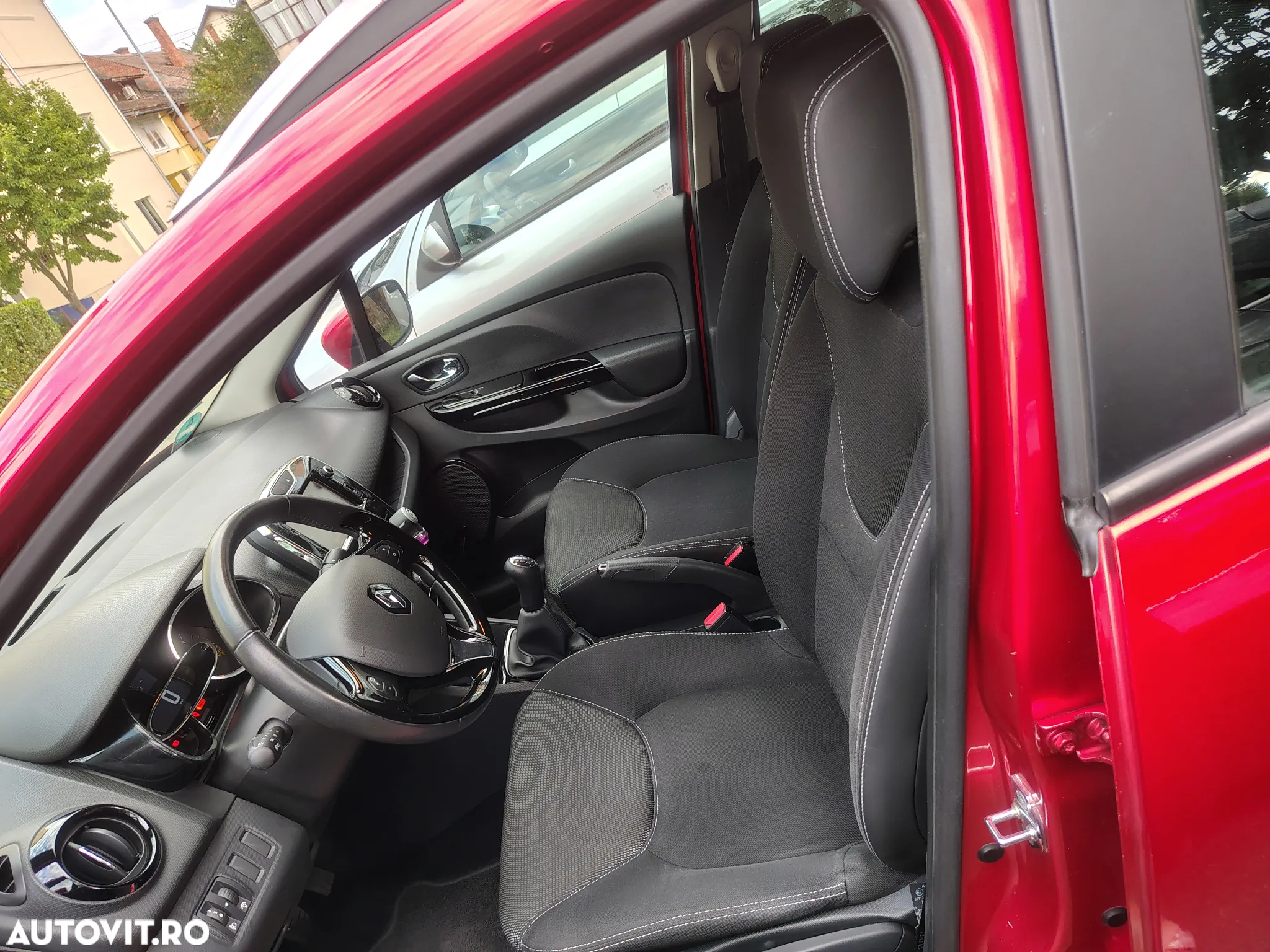 Renault Clio IV 1.2 16V Dynamique - 11