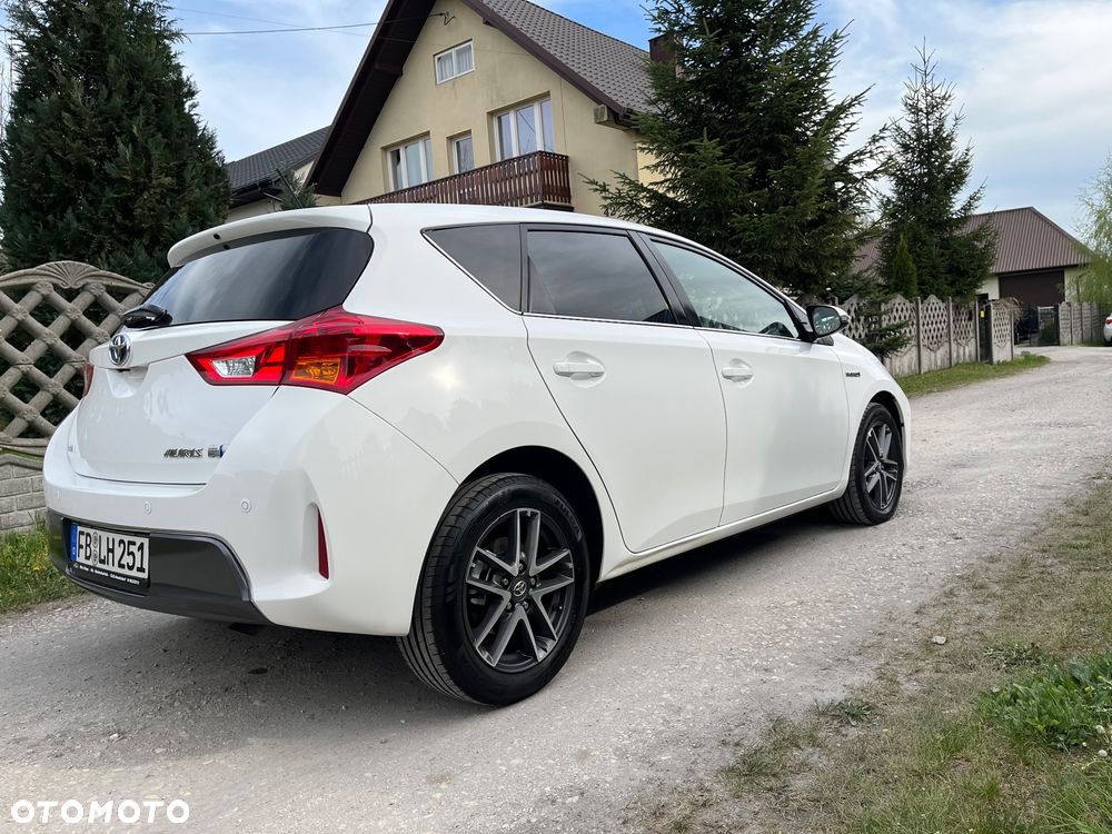 Toyota Auris 1.8 VVT-i Automatik START Edition - 25