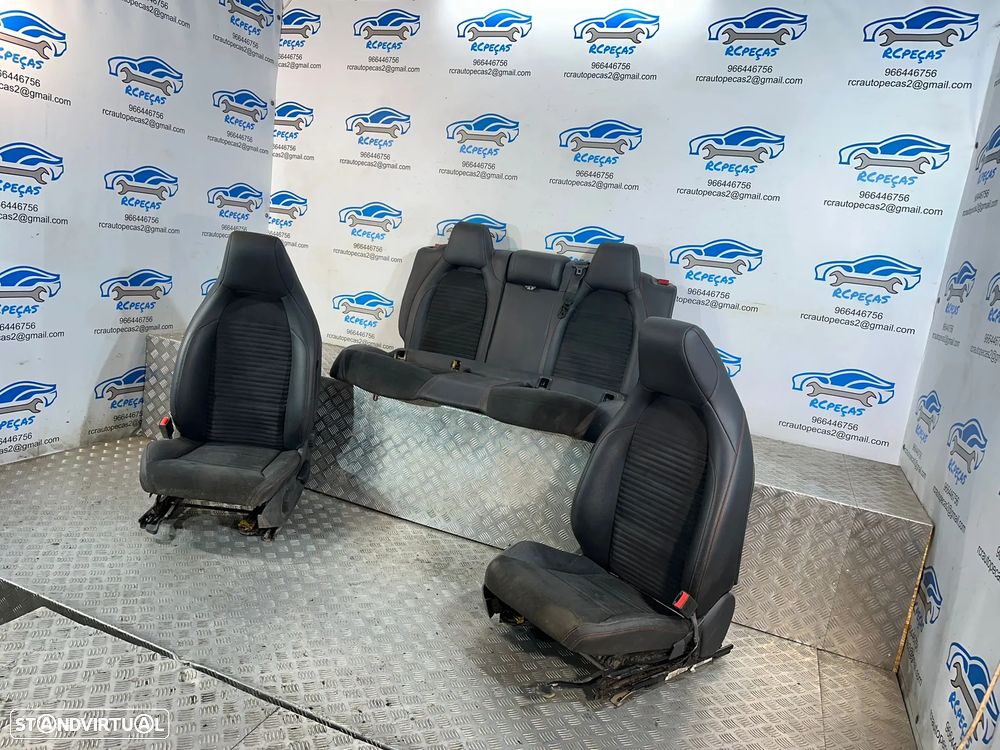 .Conjunto Bancos Pele Alcantra Frente Frontais Tras Traseiros Originais AMG Mercedes-Benz Classe A W176 2013–2018 - 1
