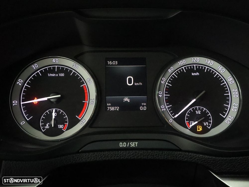 Skoda Karoq 1.0 TSI Ambition - 18