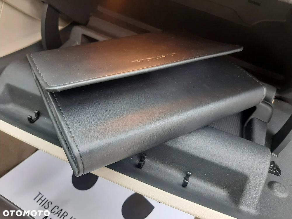 Volvo XC 60 2.4D Summum - 28