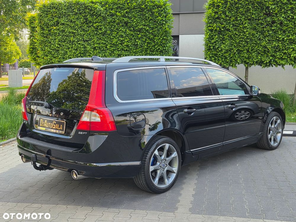 Volvo V70 2.5T Summum - 9