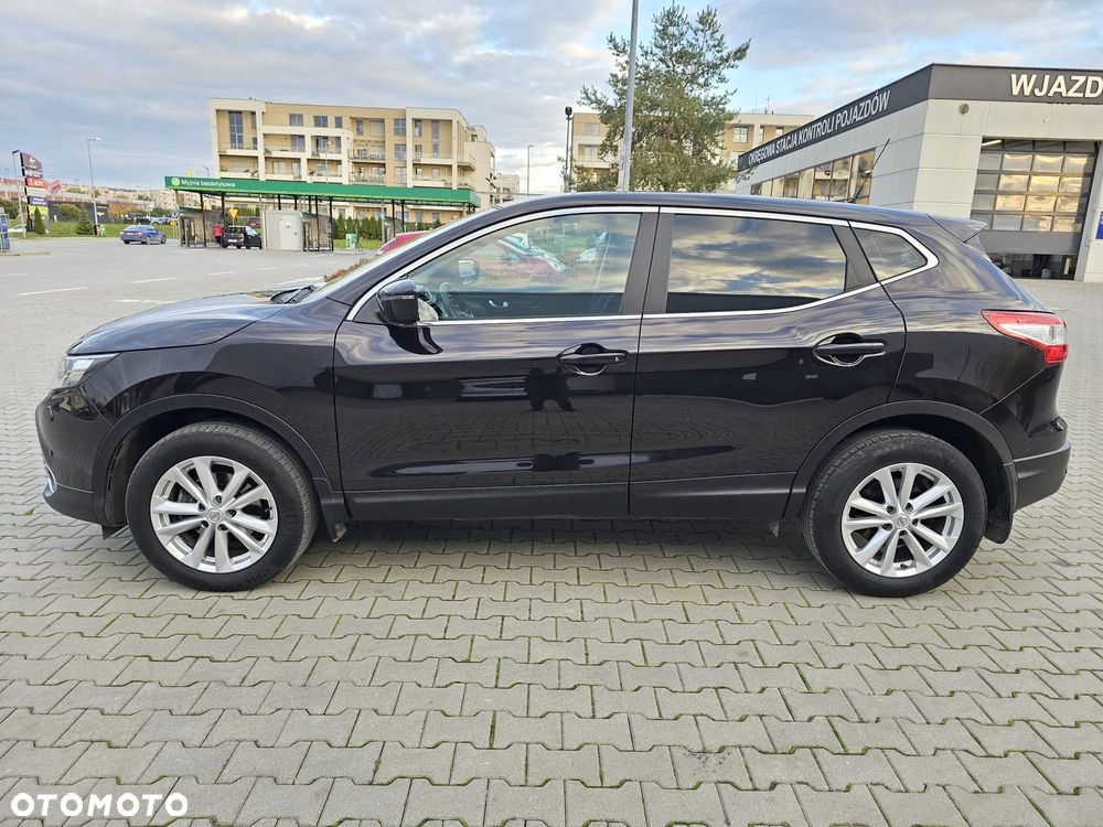 Nissan Qashqai 1.5 dCi N-Connecta - 6