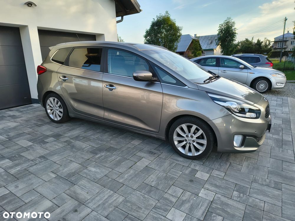 Kia Carens 1.7 CRDi 115 Fifa World Cup Edition - 4