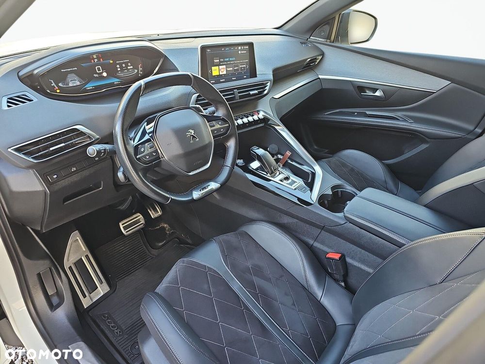 Peugeot 5008 - 14